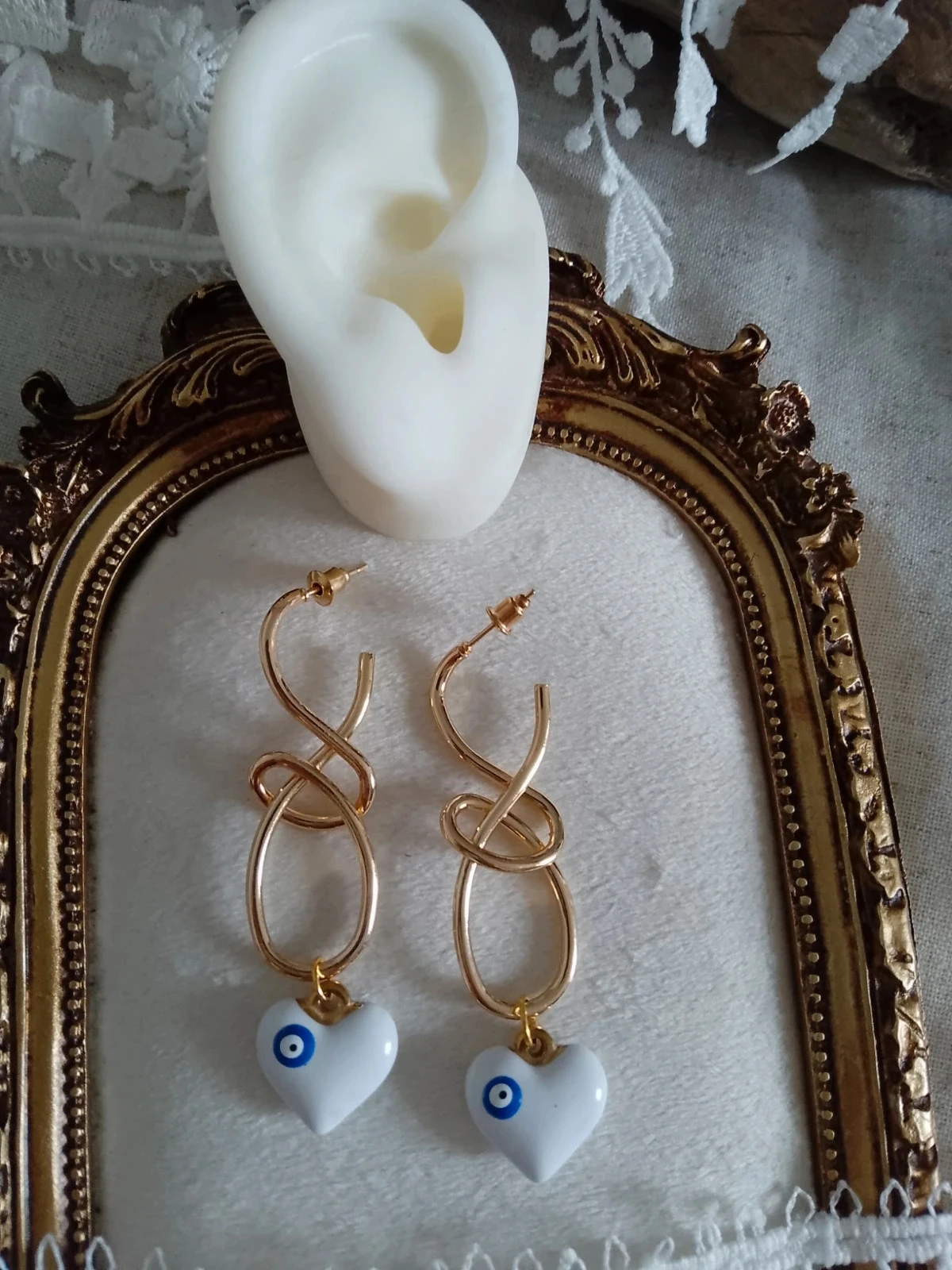 Pendientes bohemios corazón blanco ojo del nazar 🧿. – photo 3